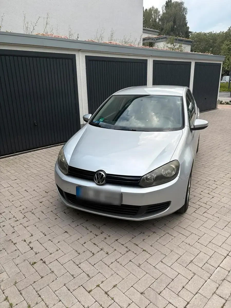 Gebraucht VW Golf VI 80 PS (58 kW) 2009 Silber Kleinwagen