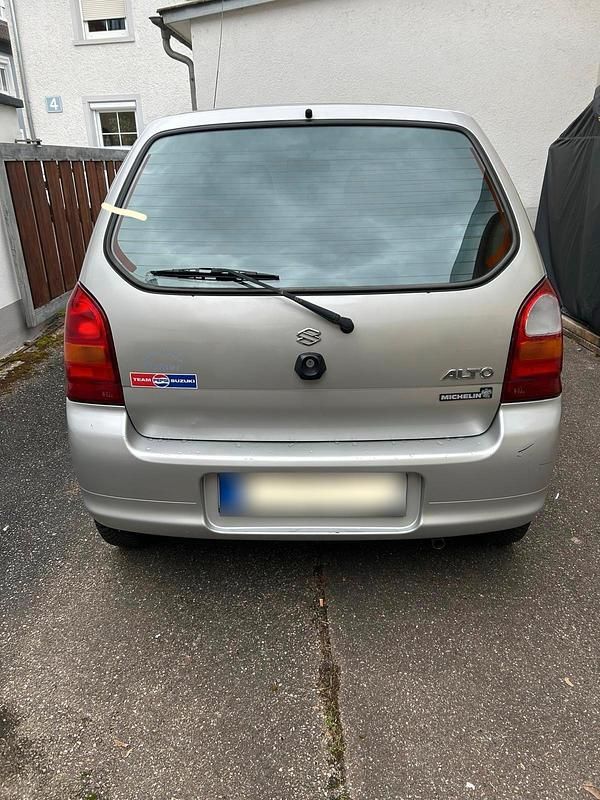 Gebraucht Suzuki Alto 62 PS (45 kW) 2014 Silber Kleinwagen