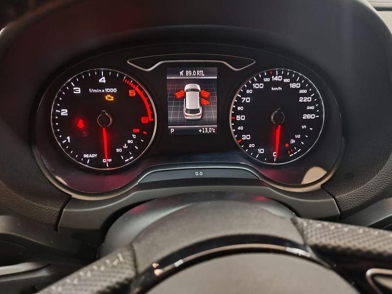 Gebraucht Audi A3 Ambiente 150 PS (110 kW) 2019 Silber Limousine