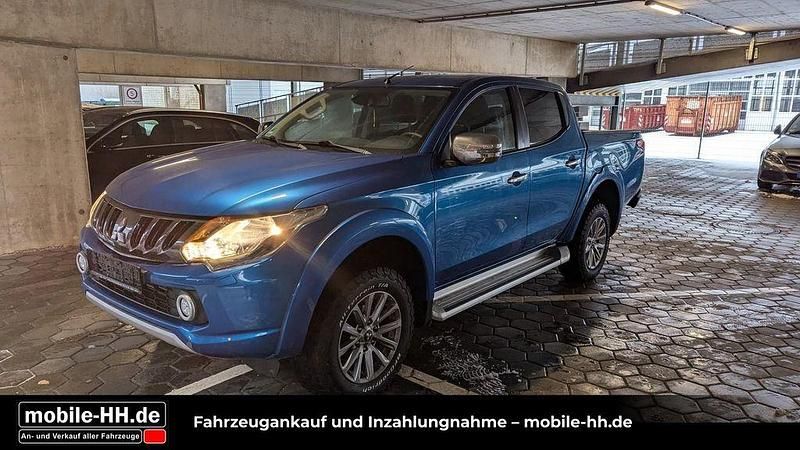 Gebraucht Mitsubishi L200 Plus 181 PS (133 kW) 2018 Blau Abholung