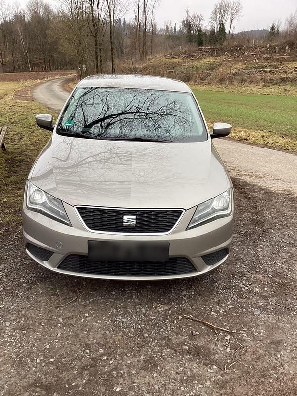 Gebraucht Seat Toledo 4You 90 PS (66 kW) 2014 Beige Kleinwagen
