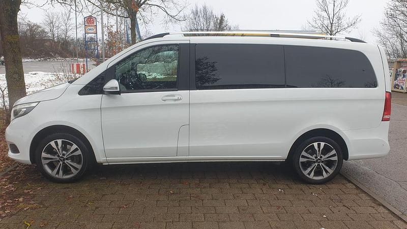 Gebraucht Mercedes V250 Edition 190 PS (139 kW) 2016 Weiß Van / Kleinbus