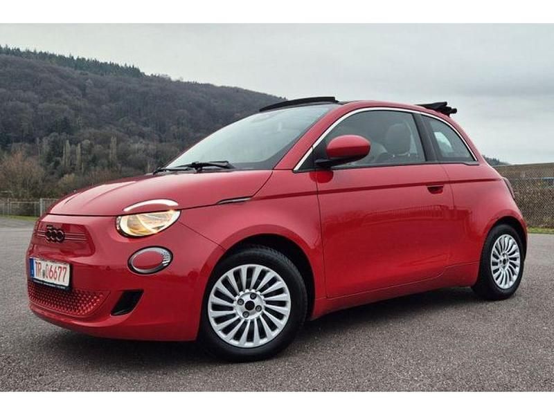 Rot Gebraucht 2022 Fiat 500e Cabrio | 15.970 € (Guter Preis) - Bild 1/4