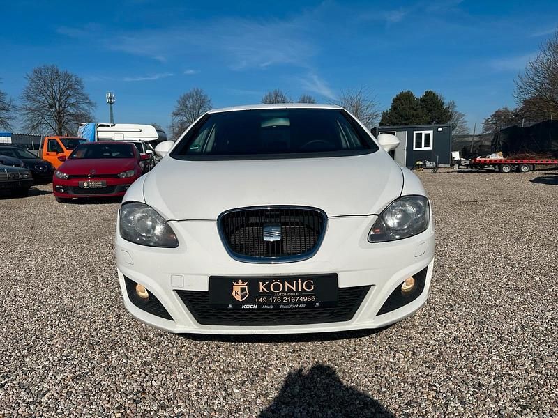 Second-hand Seat Leon 105 CP (77 kW) 2012 Alb Berlinǎ