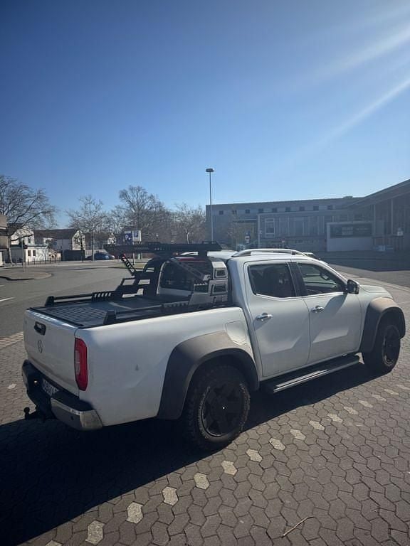 Gebraucht Mercedes X250 190 PS (139 kW) 2018 Weiß Abholung