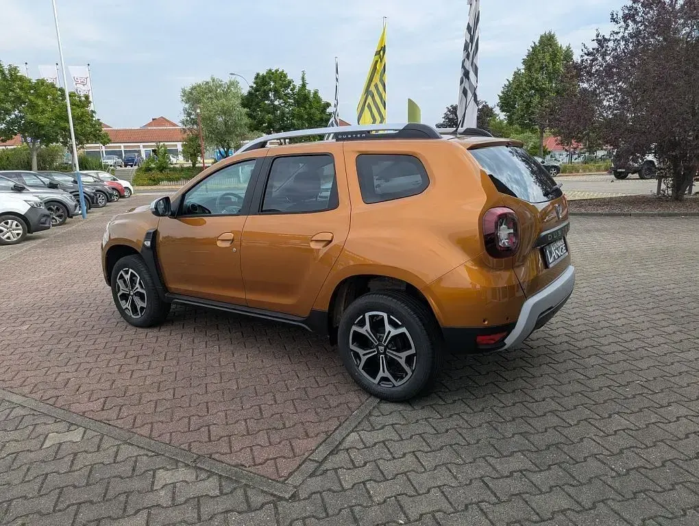 Gebraucht Dacia Duster Prestige 131 PS (96 kW) 2021 Orange SUV