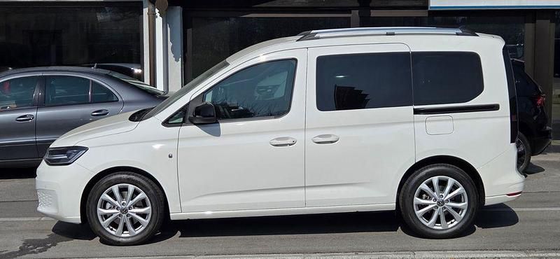 Gebraucht VW Caddy Life 116 PS (85 kW) 2024 Weiß Van / Kleinbus