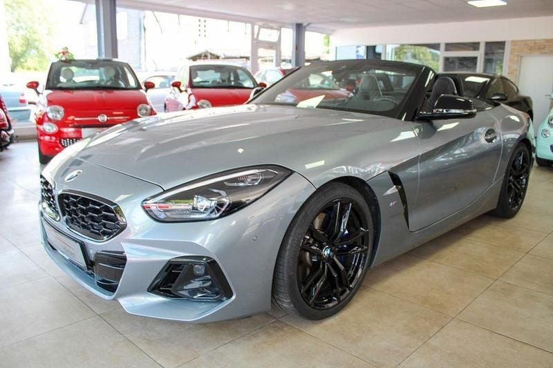 Grau Gebraucht 2024 BMW Z4 M Sport Cabrio | 51.999 € (Fairer Preis) - Bild 1/4
