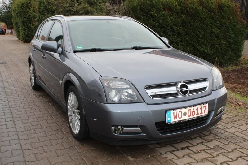 Gebraucht Opel Signum Edition 150 PS (110 kW) 2005 Grau Kleinwagen
