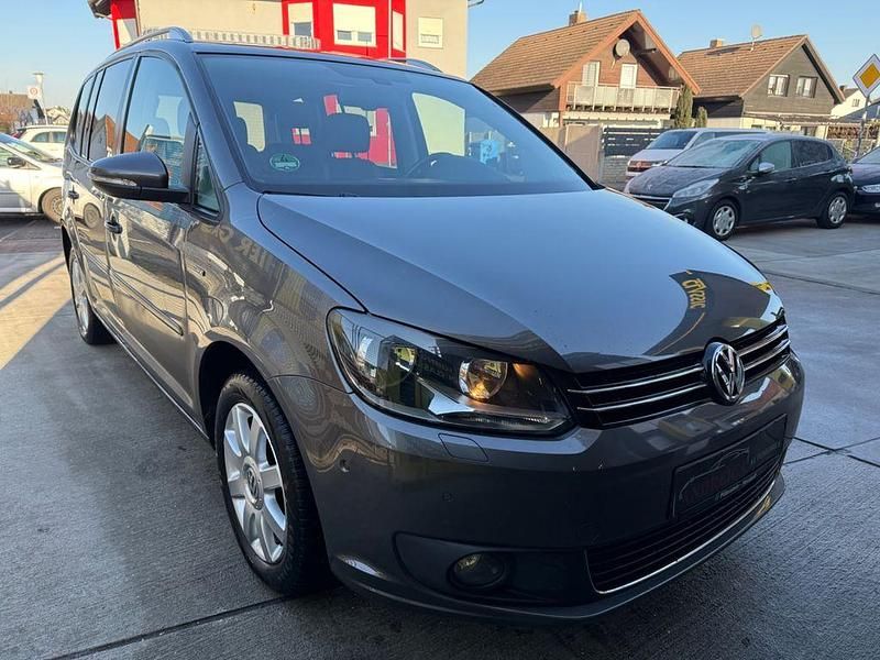 Gebraucht VW Touran Life 140 PS (102 kW) 2013 Grau Van / Kleinbus