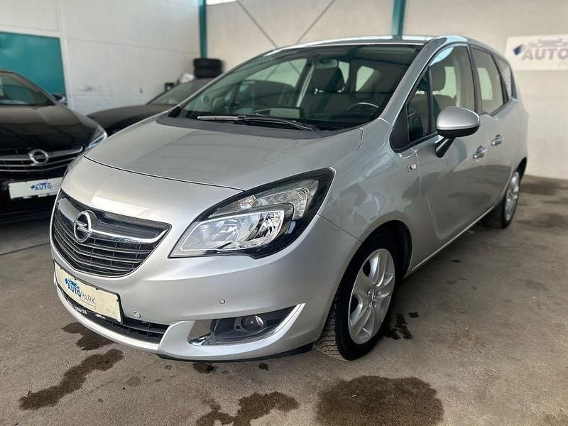 Silber Gebraucht 2016 Opel Meriva drive Van / Kleinbus | 4.980 € (Guter Preis) - Bild 1/4