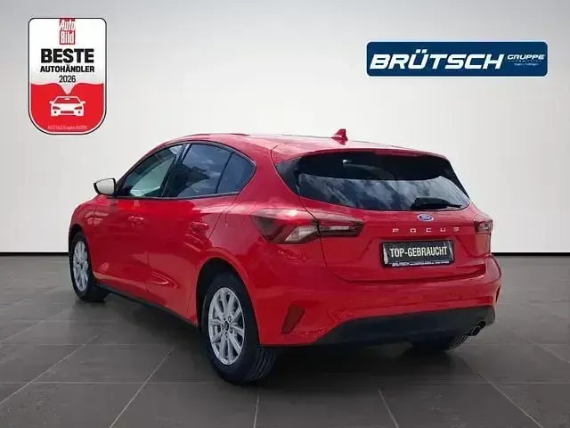 Gebraucht Ford Focus Cool & Connect 101 PS (74 kW) 2022 Racerot Limousine