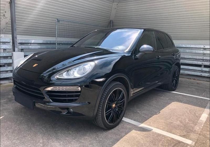 Schwarz Gebraucht 2012 Porsche Cayenne SUV | 22.900 € (Fairer Preis) - Bild 1/4