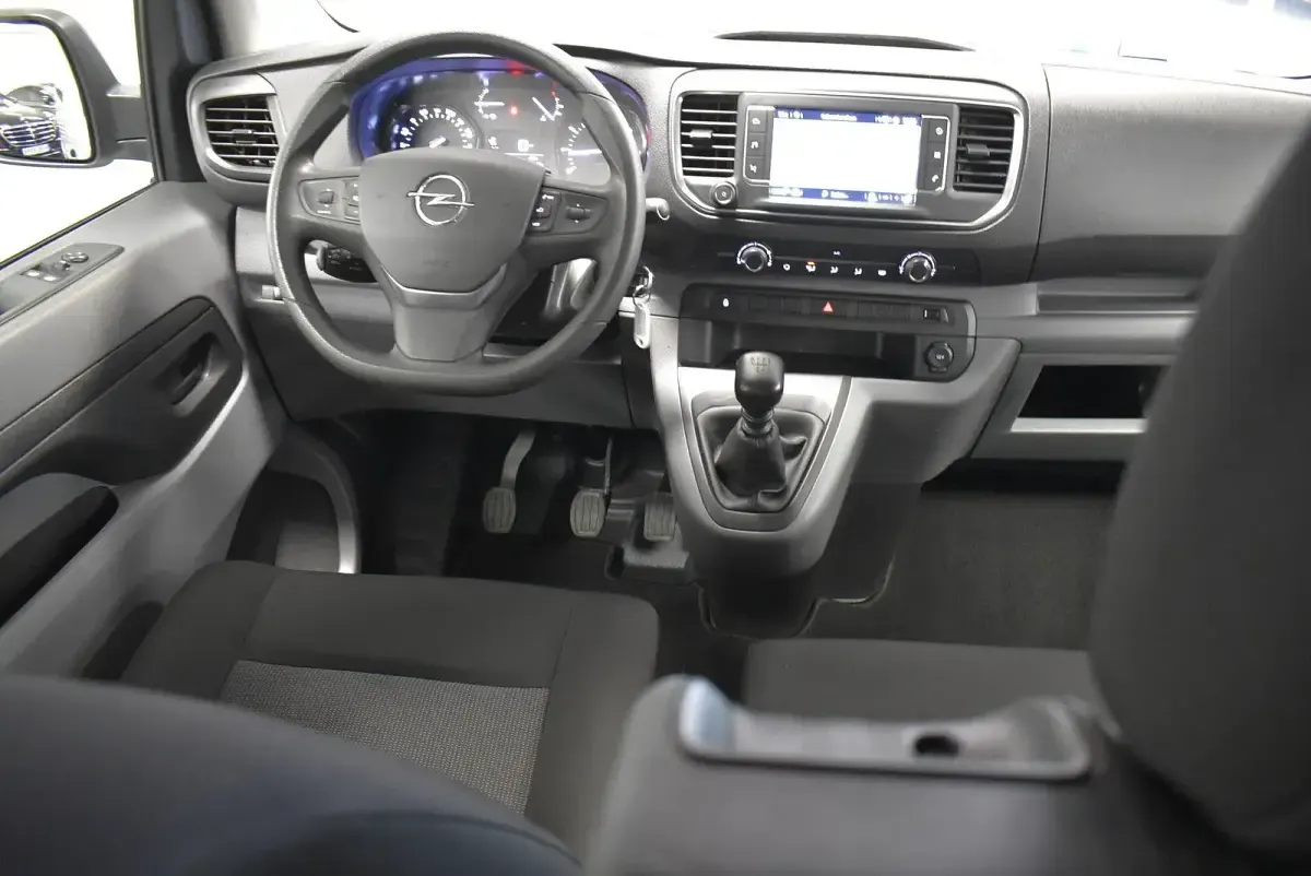 Gebraucht Opel Vivaro S 120 PS (88 kW) 2021 Jade weiss Van / Kleinbus