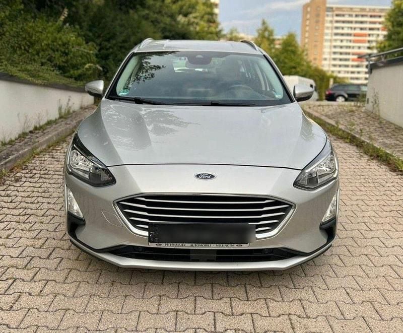 Silber Gebraucht 2020 Ford Focus Kombi | 9.200 € (Superpreis) - Bild 1/4