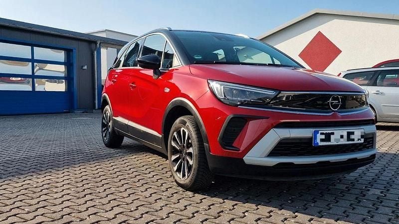 Gebraucht Opel Crossland Elegance 131 PS (96 kW) 2023 Rot SUV