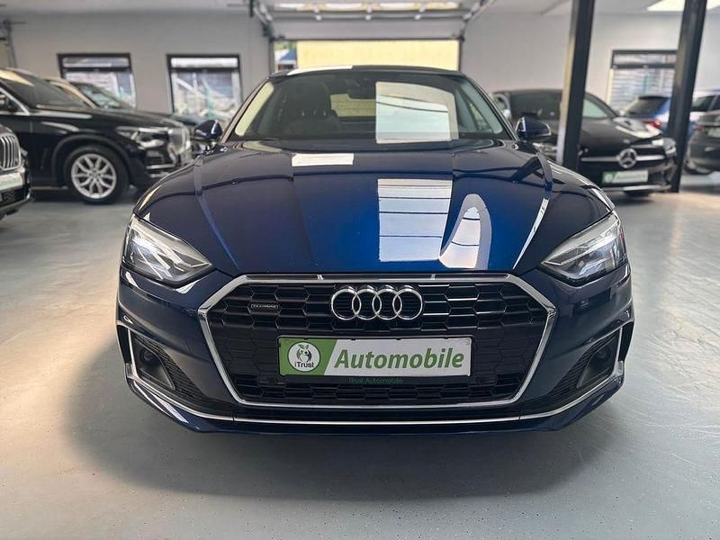 Gebraucht Audi A5 Sportback Sport 265 PS (194 kW) 2022 Blau Kleinwagen