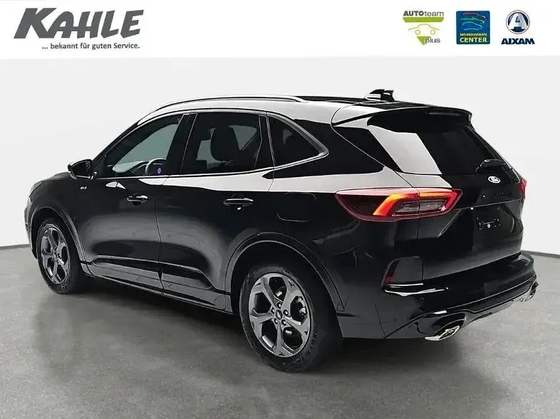 Usado Ford Kuga ST-Line 186 HP (136 kW) 2025 Preto SUV