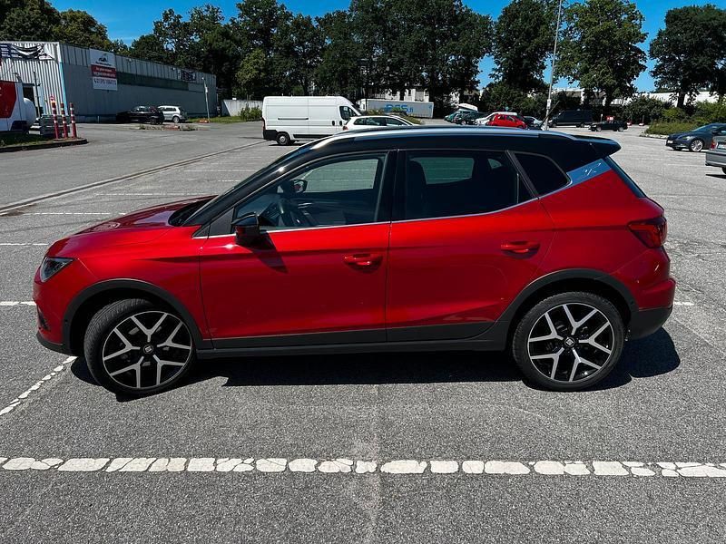 Rot Gebraucht 2021 Seat Arona Beats SUV | 17.750 € (Guter Preis) - Bild 1/4
