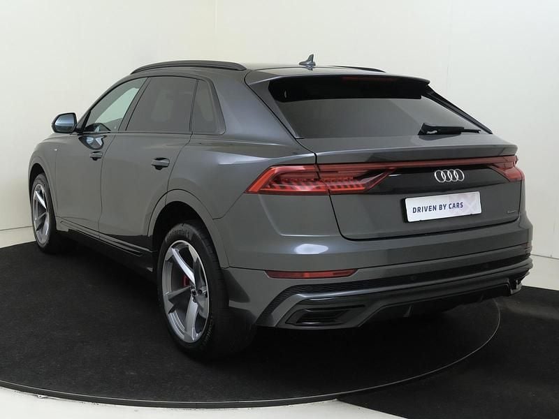 Gebraucht Audi Q8 S-Line 340 PS (250 kW) 2019 Daytonagrau perleffekt SUV