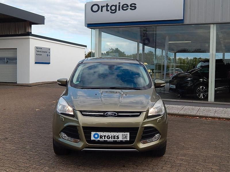 Grau Gebraucht 2014 Ford Kuga Titanium SUV | 12.800 € (Fairer Preis) - Bild 1/4