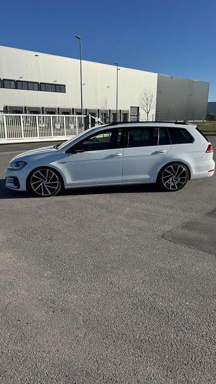 Gebraucht VW Golf VII GTD 184 PS (135 kW) 2019 Weiß Kombi