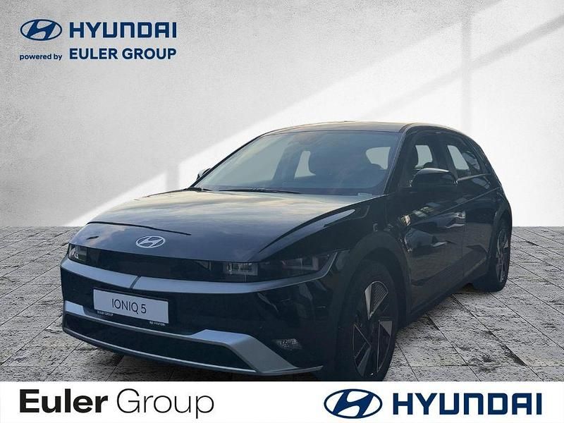 Schwarz Gebraucht 2025 Hyundai Ioniq Basis Kleinwagen | 37.990 € - Bild 1/4