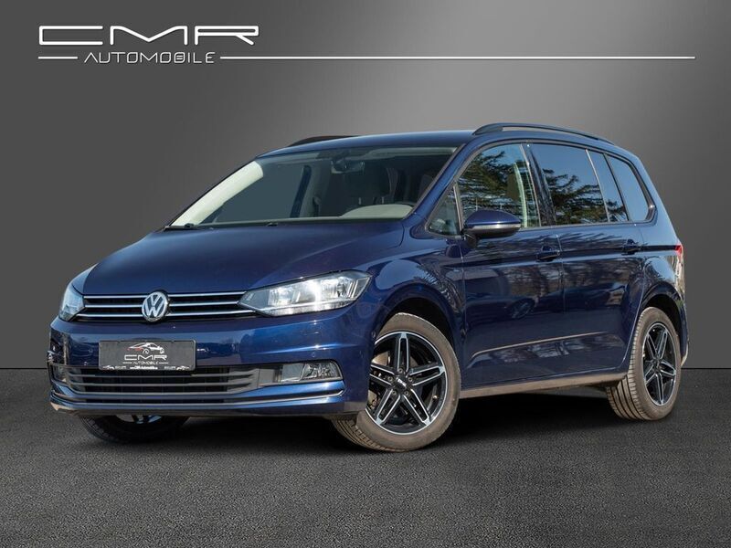 Blau Gebraucht 2017 VW Touran Comfortline Van / Kleinbus | 18.307 € (Guter Preis) - Bild 1/4