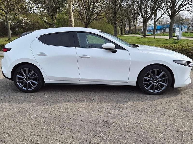 Gebraucht Mazda 3 150 PS (110 kW) 2021 Weiß Limousine