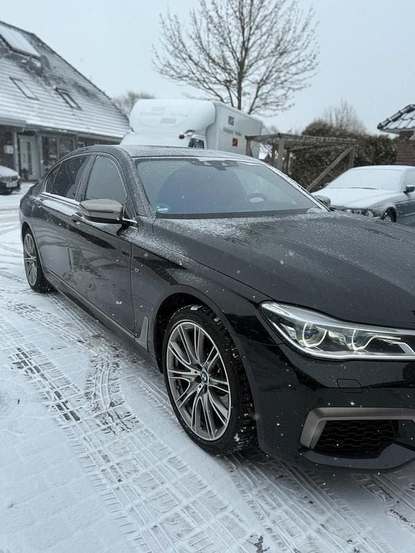 Gebraucht BMW M760 Executive 607 PS (446 kW) 2017 Schwarz Limousine