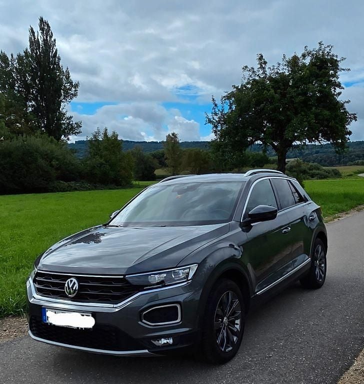 Grau Gebraucht 2018 VW T-Roc Sport SUV | 18.990 € (Guter Preis) - Bild 1/4