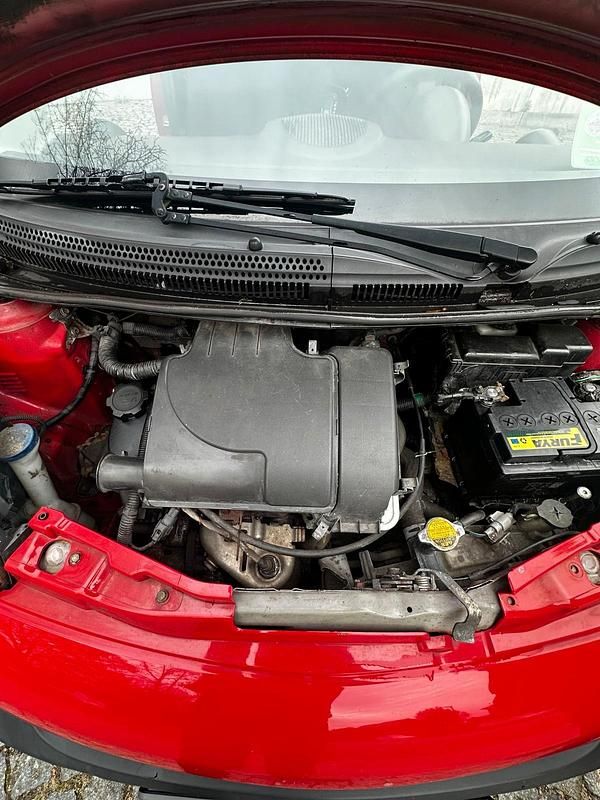 Gebraucht Citroën C1 65 PS (47 kW) 2009 Rot Kleinwagen