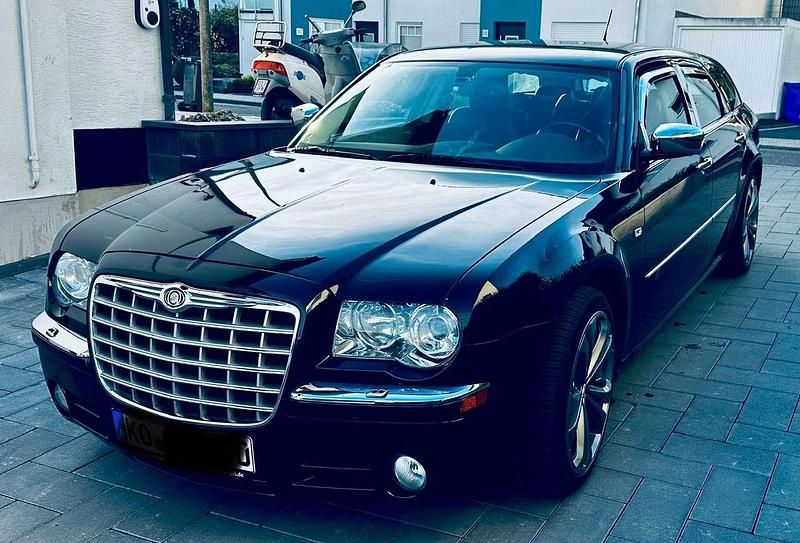 Schwarz Gebraucht 2009 Chrysler 300C Touring Kombi | 9.500 € - Bild 1/4