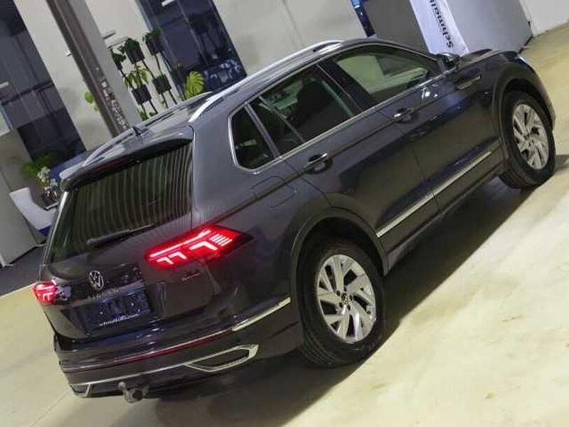 Gebraucht VW Tiguan Elegance 200 PS (147 kW) 2023 Urano gray SUV