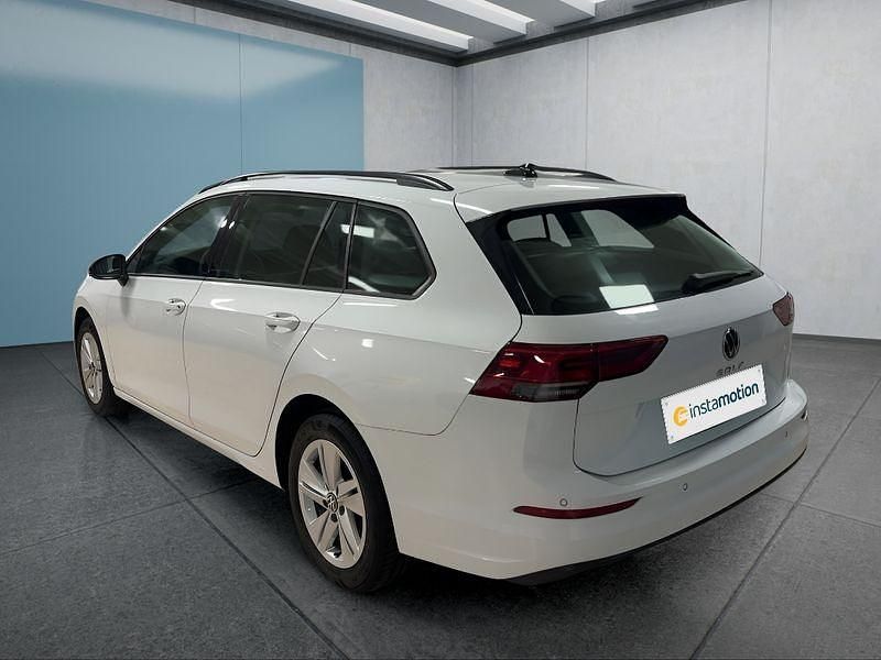 Gebraucht VW Golf VIII 116 PS (85 kW) 2022 Weiß Kombi