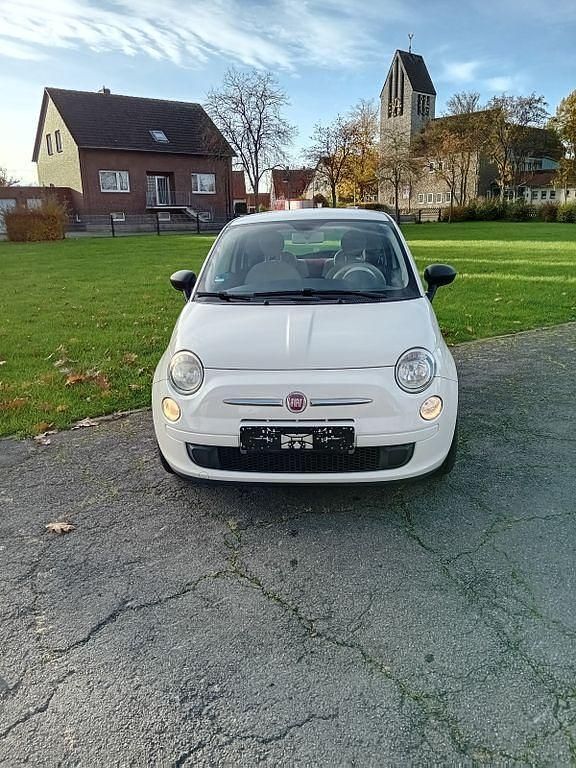 Weiß Gebraucht 2009 Fiat 500 Pop Kleinwagen | 4.499 € (Fairer Preis) - Bild 1/4