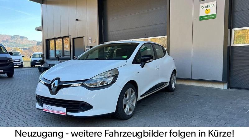 Weiß Gebraucht 2015 Renault Clio IV LIMITED Kleinwagen | 6.890 € (Fairer Preis) - Bild 1/4