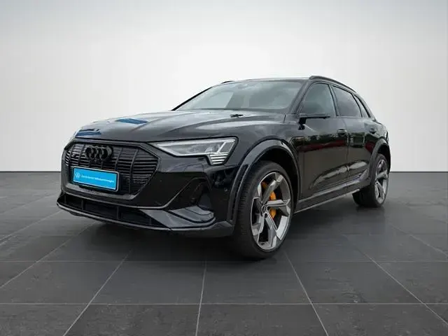 Gebraucht Audi e-tron Ambiente 369 kW (503 PS) 2022 Mythosschwarz metallic SUV