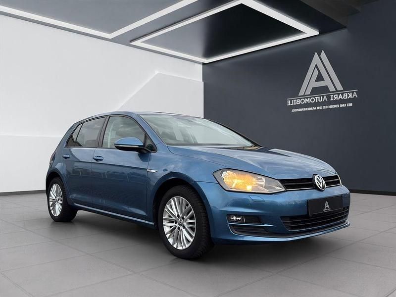 Blau Gebraucht 2014 VW Golf VII Cup Limousine | 8.499 € (Fairer Preis) - Bild 1/4