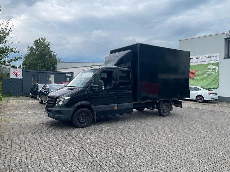 Schwarz Gebraucht 2017 Mercedes Sprinter Van | 19.900 € (Fairer Preis) - Bild 1/4