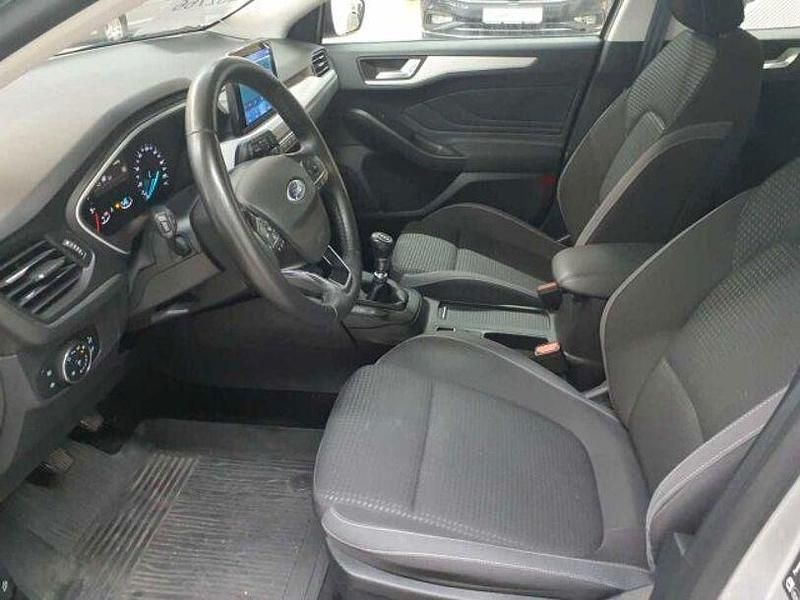 Gebraucht Ford Focus Cool & Connect 120 PS (88 kW) 2021 Polarsilber metallic Kombi