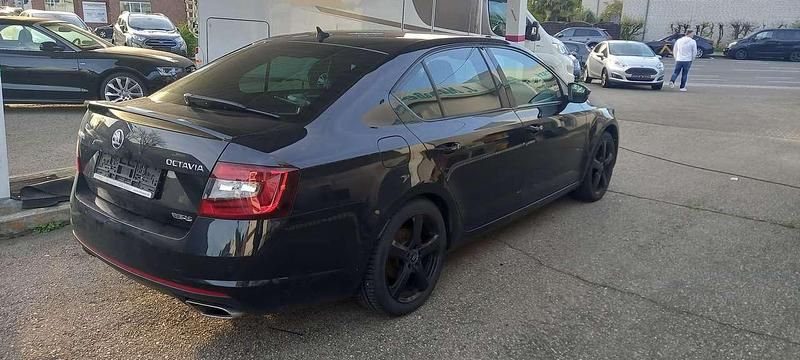 Gebraucht Skoda Octavia RS 230 PS (169 kW) 2018 Schwarzmagic perleffekt Limousine