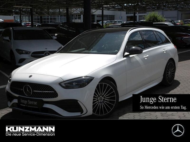 Polarweiss Gebraucht 2022 Mercedes C300 AMG Kombi | 37.453 € (Teuer) - Bild 1/4
