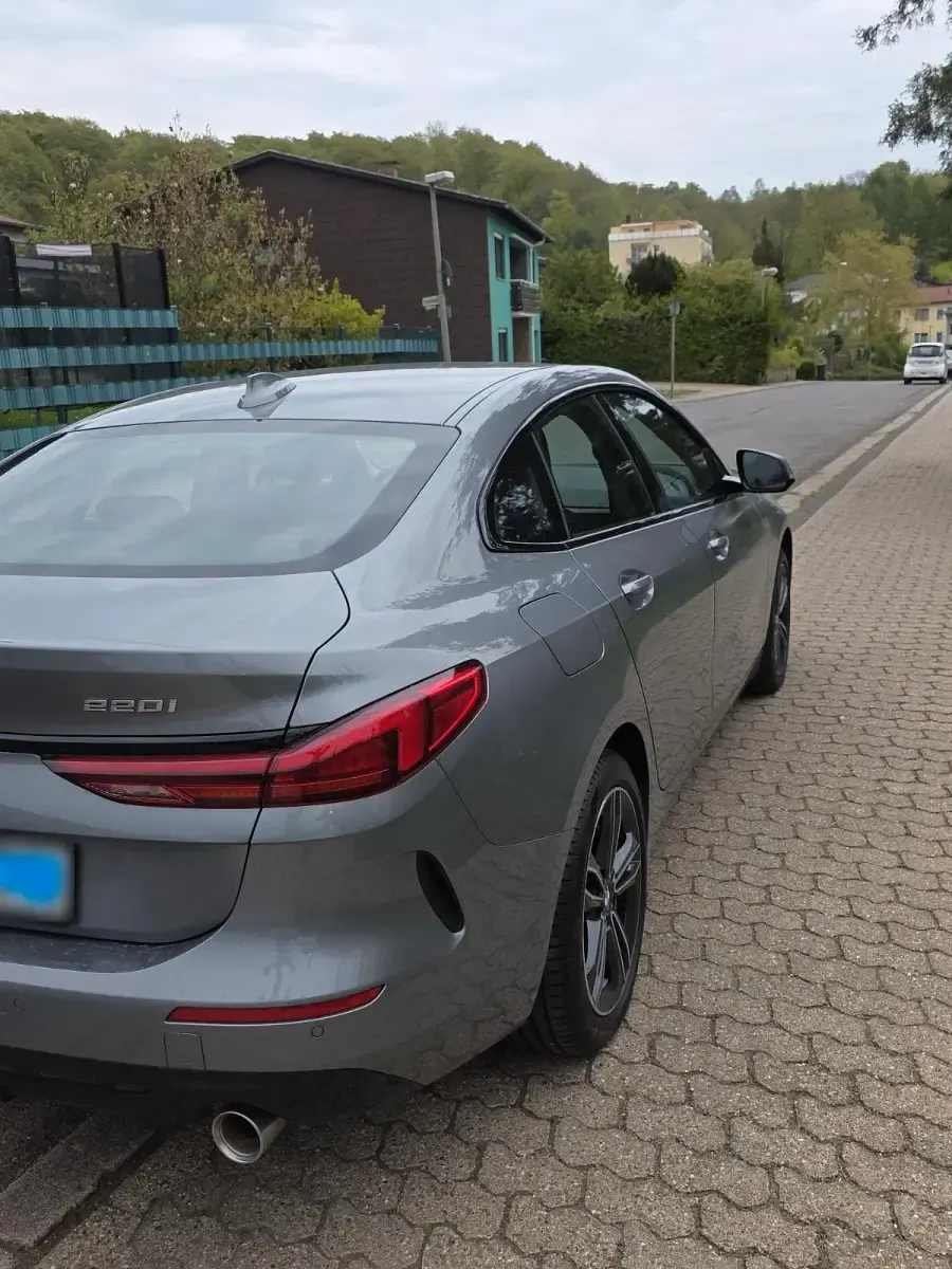 Gebraucht BMW 220 170 PS (125 kW) 2024 Grau Coupé