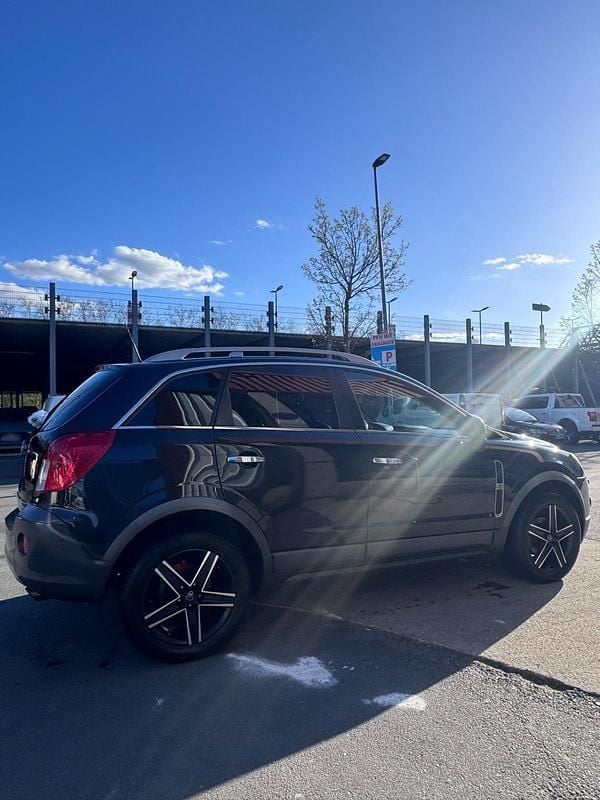 Usado Opel Antara 184 HP (135 kW) 2012 Preto SUV