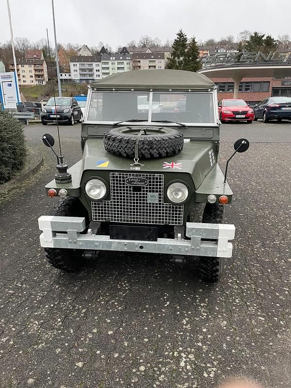 Grün Gebraucht 1976 Land Rover 88 SUV | 26.999 € - Bild 1/4