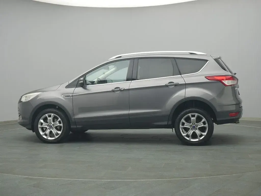Gebraucht Ford Kuga Titanium 163 PS (119 kW) 2013 Grau SUV