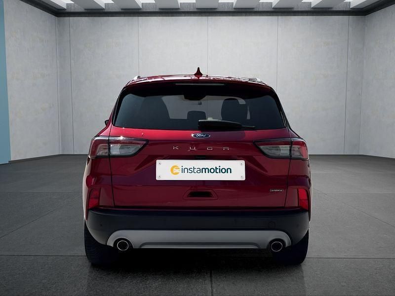 Gebraucht Ford Kuga Titanium 224 PS (164 kW) 2021 Rot SUV