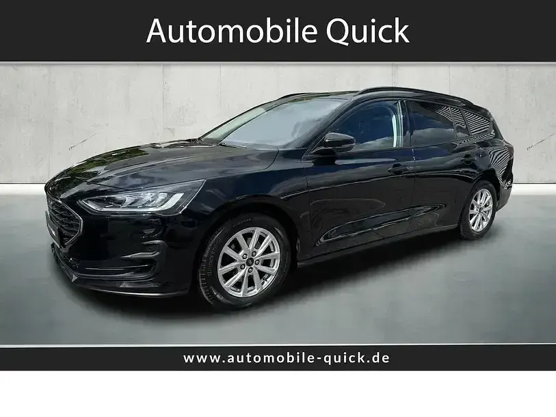 Used Ford Focus Cool & Connect 125 HP (91 kW) 2022 Black Estate