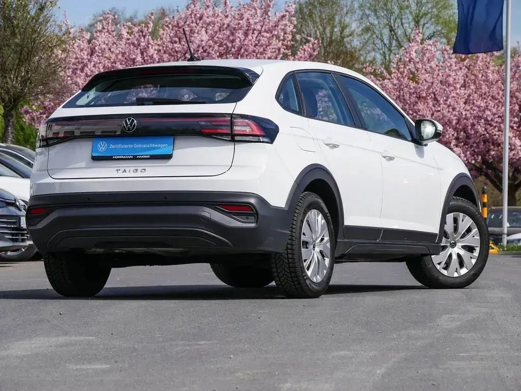 Begagnad VW Taigo Basis 95 HK (69 kW) 2022 Vit SUV